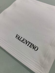 Guardanapo papel luxo evento Valentino L'oreal Guardanapo papel luxo evento Valentino L'oreal